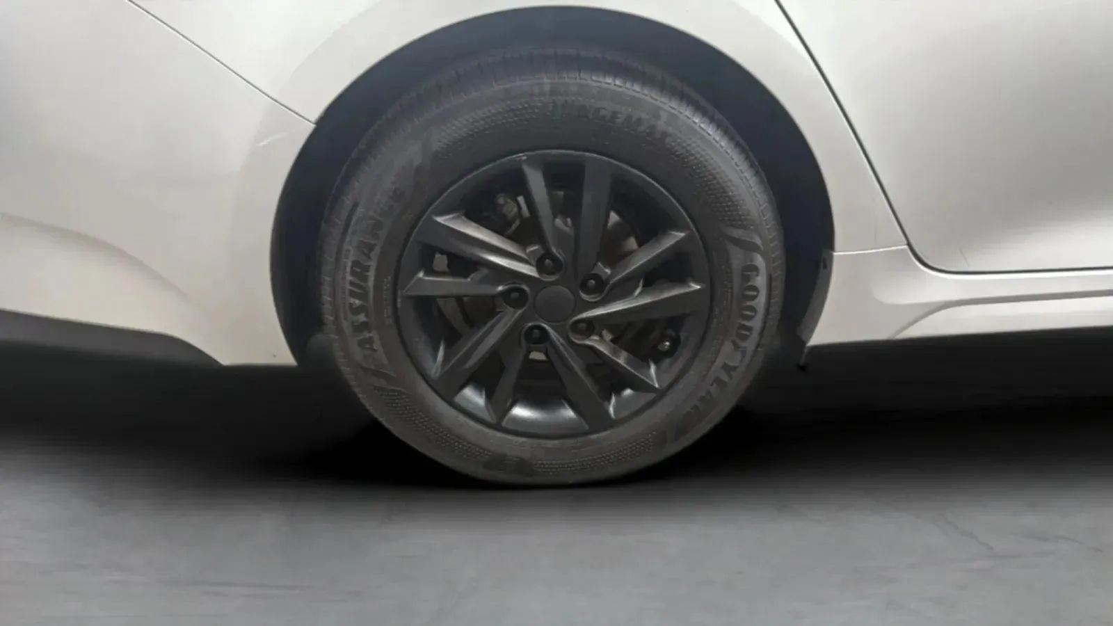Used 2020 Kia Optima LX FWD image 26