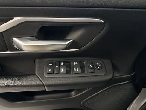 Used 2020 RAM 1500 Big Horn AWD/4WD image 10