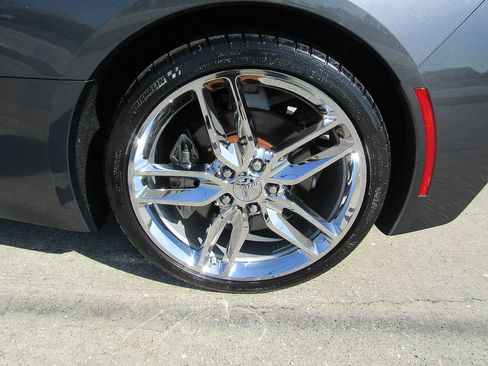 Used 2014 Chevrolet Corvette Stingray Convertible w/ 2LT Preferred Equipment Group image 24