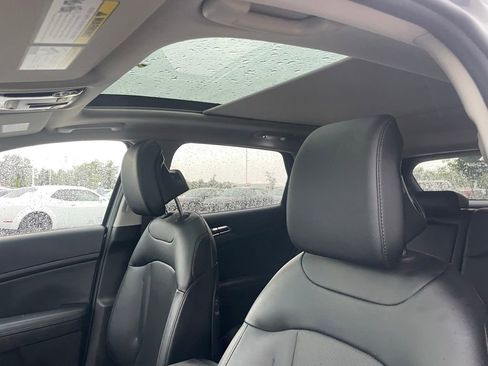 Certified 2025 Kia Sportage EX w/ Premium Package FWD image 21