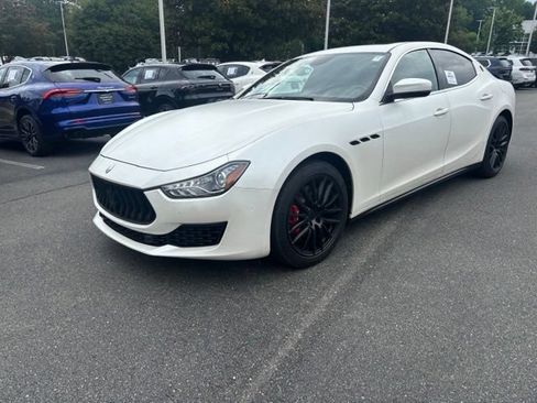 Used 2019 Maserati Ghibli S Q4 AWD/4WD image 9