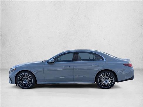 New 2026 Mercedes-Benz E 350 4MATIC Sedan image 9