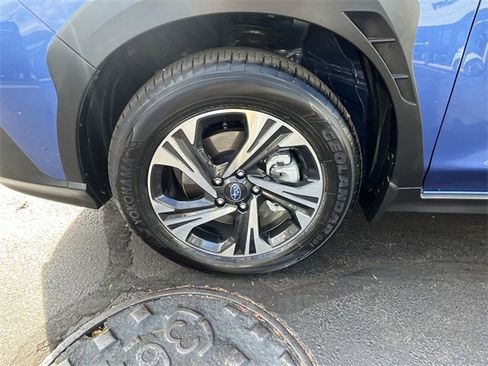 Used 2025 Subaru Crosstrek 2.0i Premium image 10