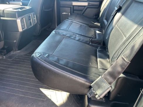 Used 2016 Ford F150 Lariat image 14