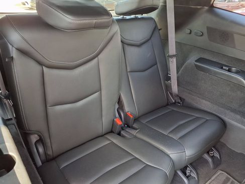 Used 2020 Cadillac XT6 Premium Luxury FWD image 22