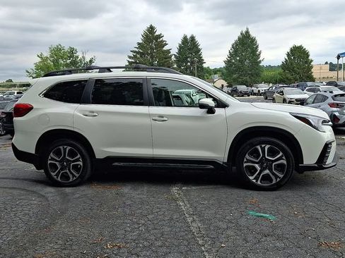 Certified 2023 Subaru Ascent Limited AWD/4WD image 11