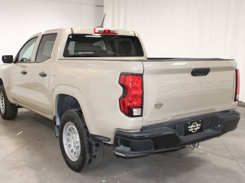 Used 2024 Chevrolet Colorado W/T image 7