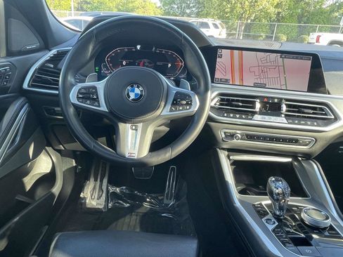 Used 2022 BMW X6 xDrive40i w/ Executive Package AWD/4WD image 15