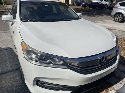 Used 2017 Honda Accord EX-L image 1