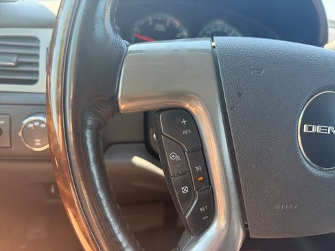 Used 2013 GMC Sierra 2500 Denali AWD/4WD image 16