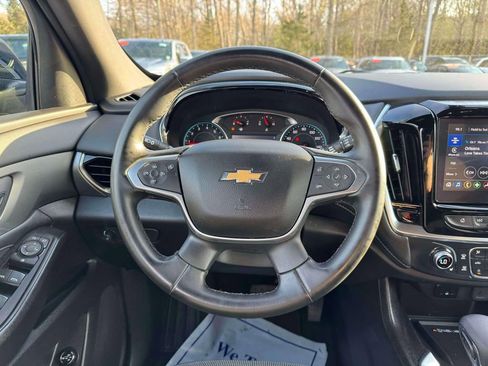 Used 2023 Chevrolet Traverse LT FWD image 22