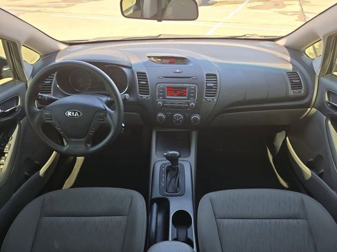 Used 2015 Kia Forte LX image 13