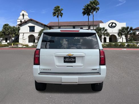 Used 2017 Chevrolet Tahoe Premier RWD image 3