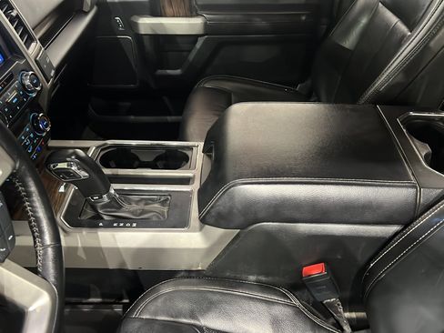 Used 2020 Ford F150 Lariat image 26