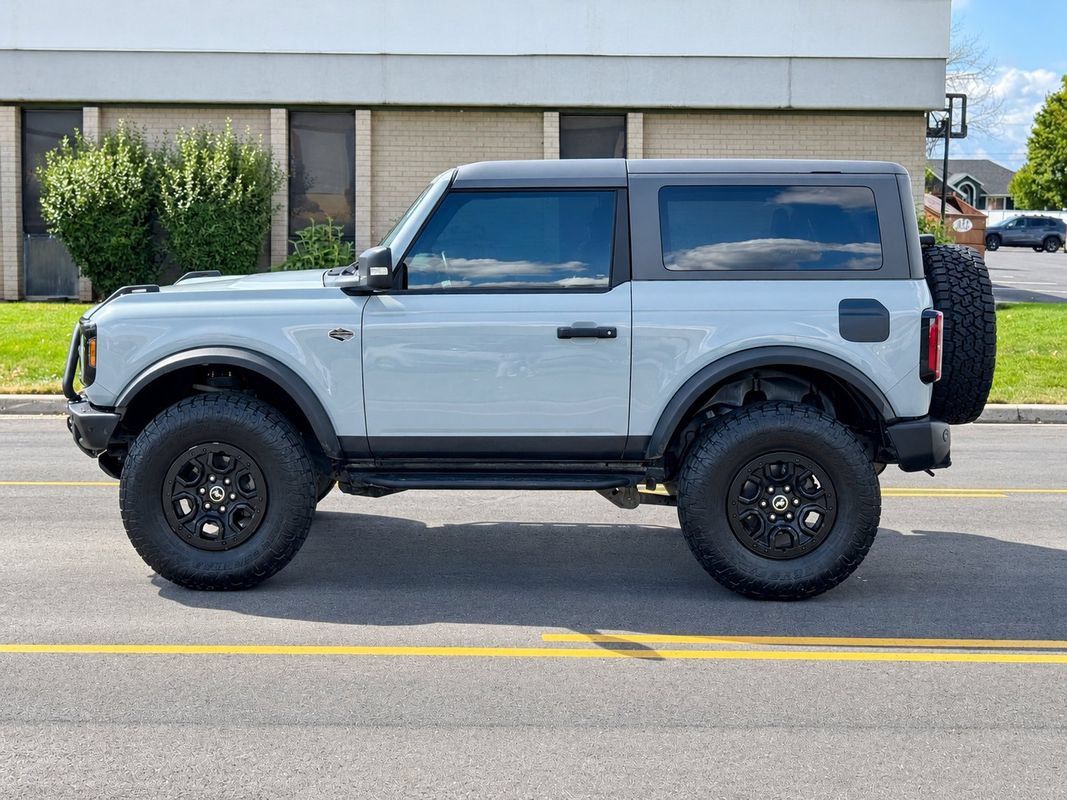 Used 2022 Ford Bronco Wildtrak AWD/4WD image 2