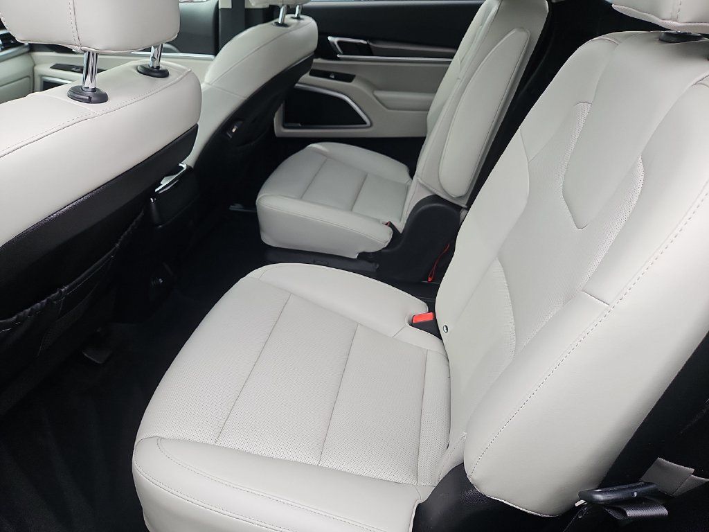 Certified 2021 Kia Telluride S AWD/4WD image 29