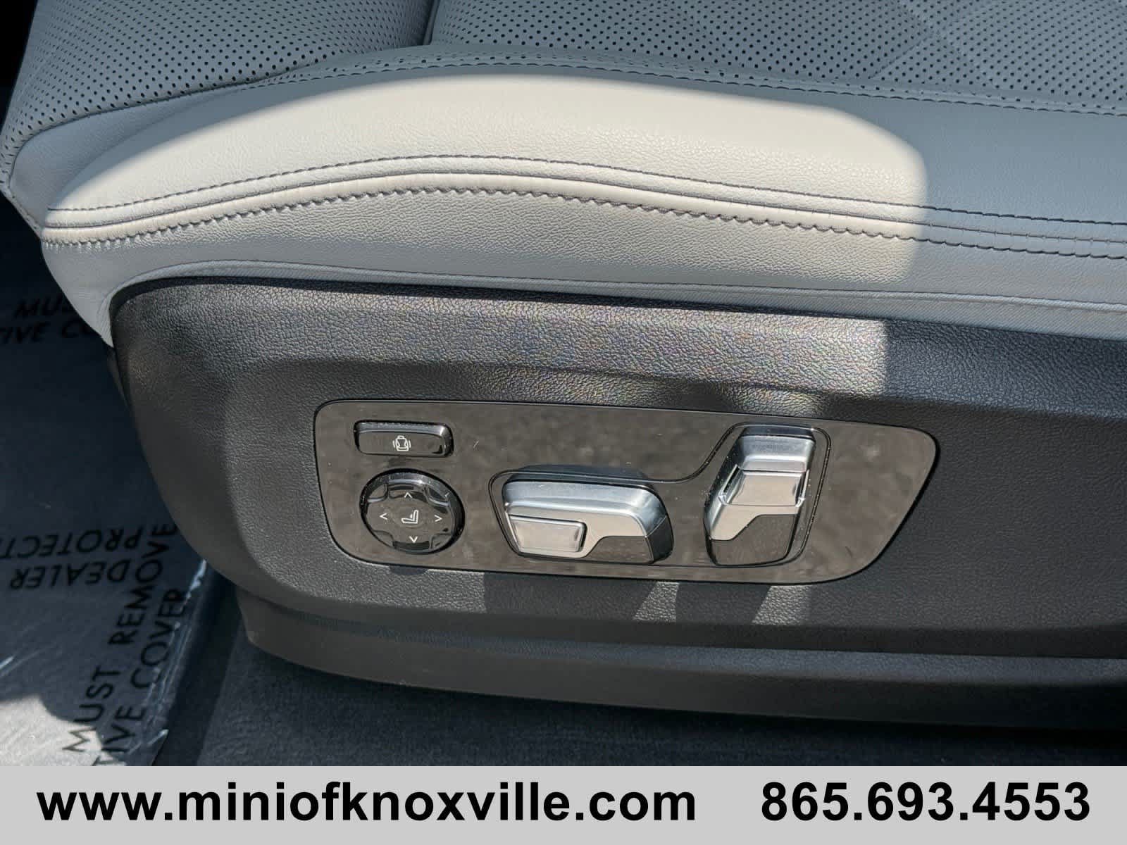 Used 2026 BMW X5 xDrive40i AWD/4WD image 13
