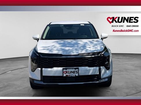 Used 2026 Kia Sportage LX FWD image 3