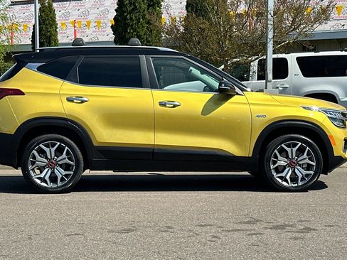 Used 2021 Kia Seltos SX AWD/4WD image 3