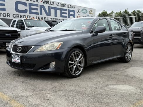 Used 2008 Lexus IS 250 image 2