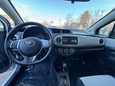 Used 2013 Toyota Yaris LE image 19