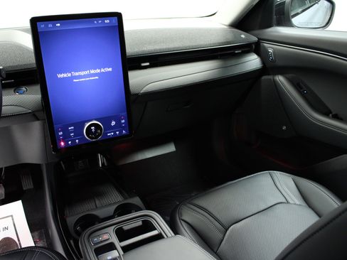 New 2025 Ford Mustang Mach-E Premium image 19