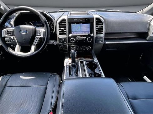 Used 2017 Ford F150 Lariat w/ Equipment Group 501A Mid AWD/4WD image 8