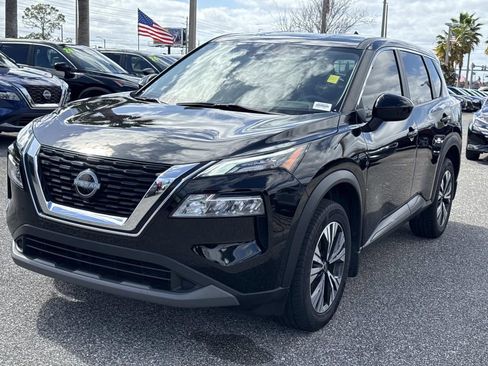 Certified 2023 Nissan Rogue SV image 8