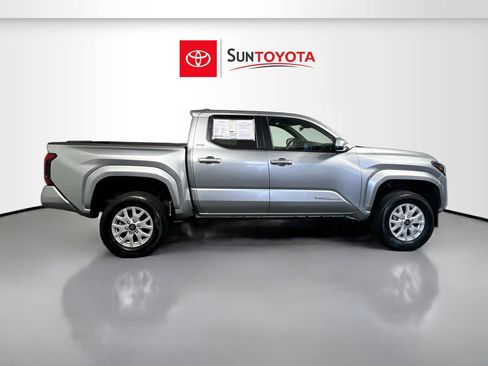 Used 2024 Toyota Tacoma SR5 RWD image 2