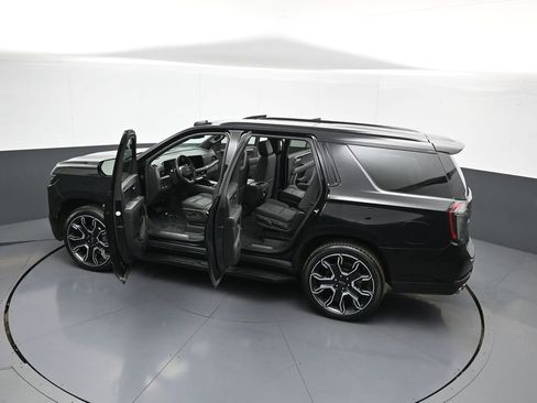 Used 2025 Chevrolet Tahoe RST w/ RST Capability Package AWD/4WD image 47