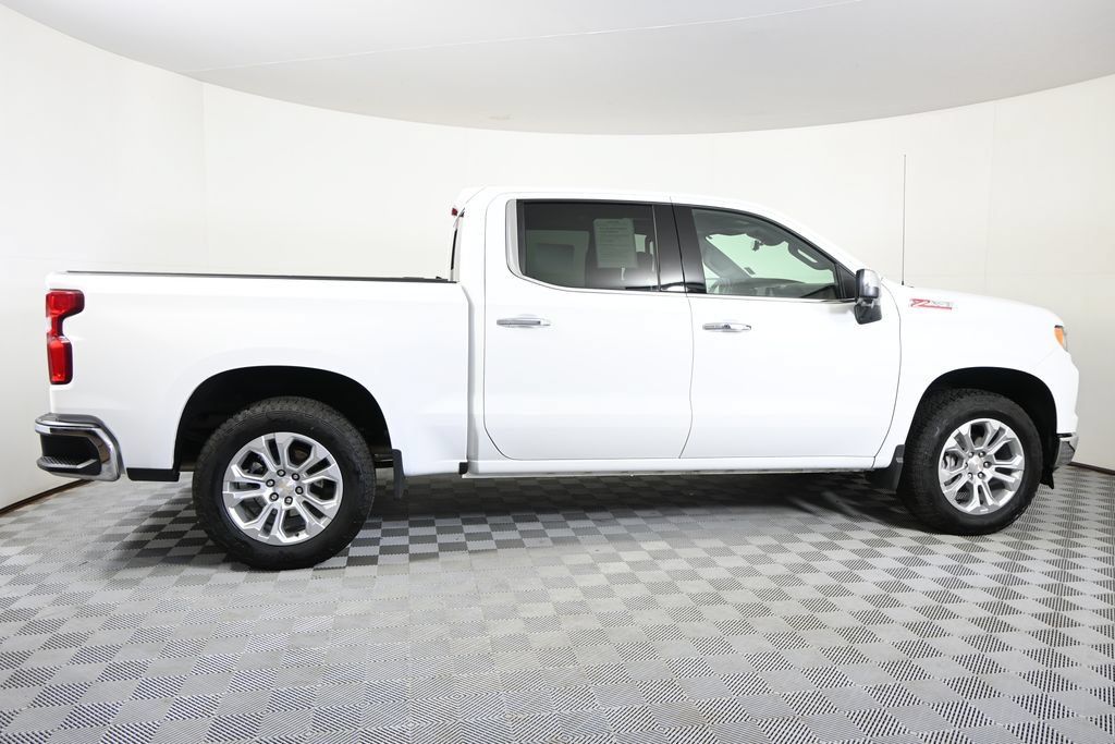 Used 2025 Chevrolet Silverado 1500 LTZ w/ LTZ Premium Package AWD/4WD image 8