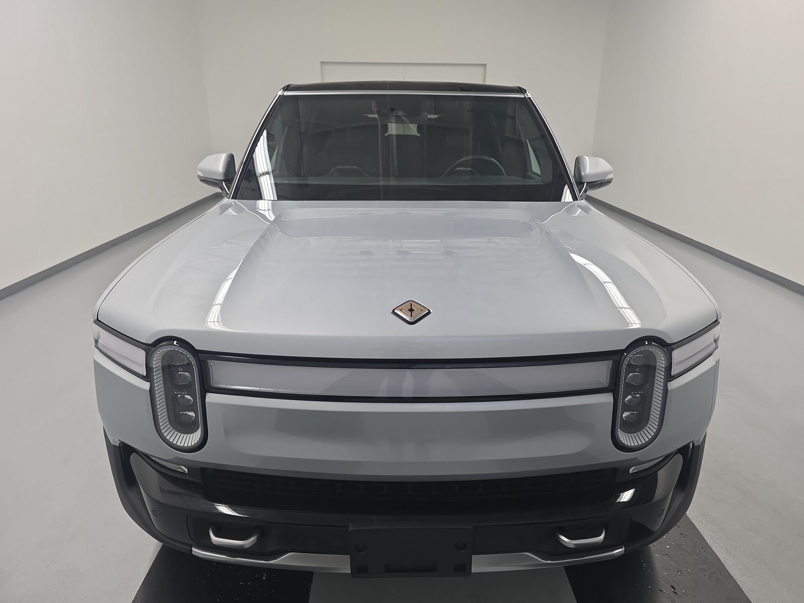 Used 2023 Rivian R1S Adventure Quad AWD/4WD image 8