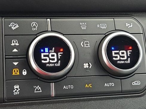 Certified 2024 Land Rover Defender 110 X-Dynamic SE image 24