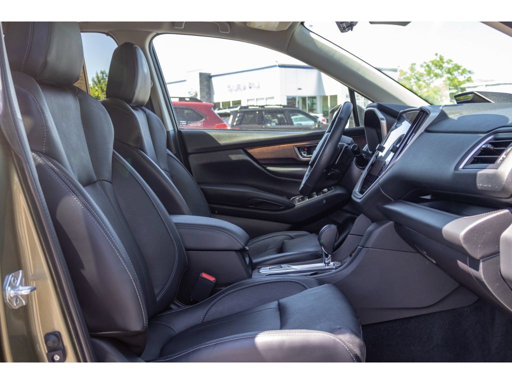 Used 2023 Subaru Ascent Touring AWD/4WD image 10