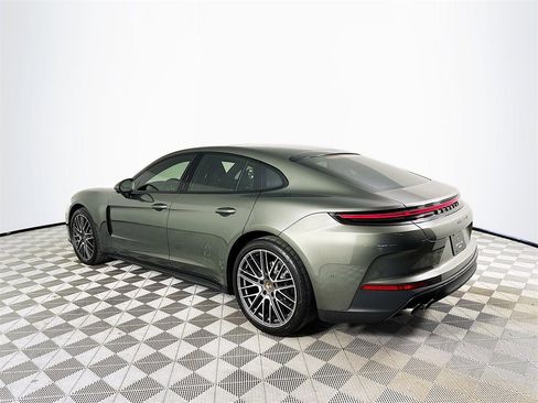 Used 2025 Porsche Panamera 4 image 5