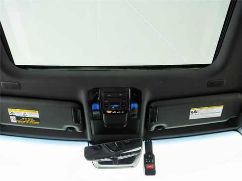 Used 2027 Toyota Land Cruiser w/ Premium Package AWD/4WD image 18