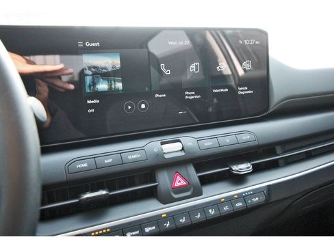 New 2026 Kia K4 FWD image 25