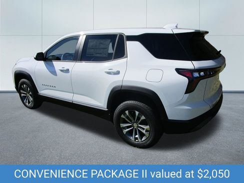 New 2026 Chevrolet Equinox LT w/ Convenience Package II image 3