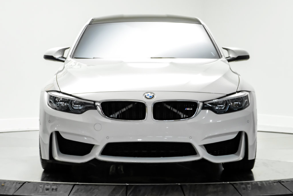 Used 2018 BMW M3 RWD image 2