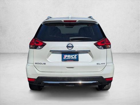 Used 2017 Nissan Rogue SL w/ SL Premium Package AWD/4WD image 7