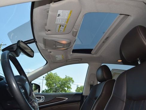 Used 2019 INFINITI QX60 Luxe w/ Sensory Package AWD/4WD image 36