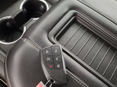 Used 2021 GMC Yukon SLT AWD/4WD image 23