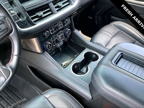 Used 2021 Chevrolet Suburban RST AWD/4WD image 8