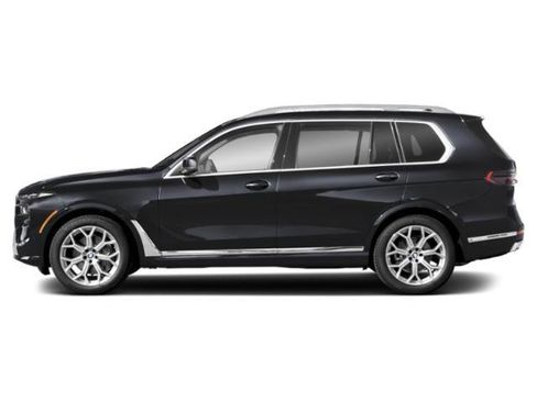 Used 2024 BMW X7 xDrive40i w/ M Sport Package image 3