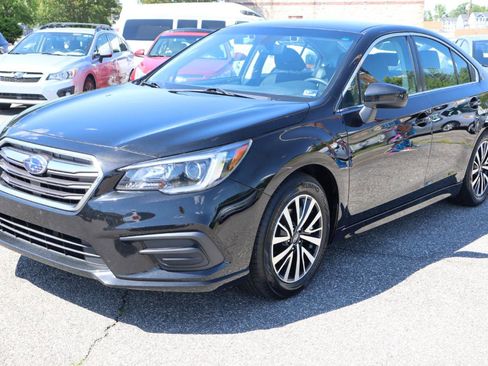 Used 2019 Subaru Legacy 2.5i Premium AWD/4WD image 2