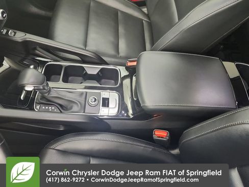 Used 2025 Kia Telluride S FWD image 28