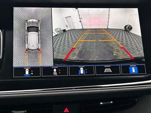 Used 2023 Buick Envision Avenir image 6