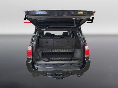 Used 2007 Toyota 4Runner SR5 AWD/4WD image 18