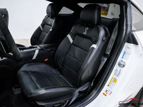 Used 2020 Ford Mustang Shelby GT500 w/ Technology Package image 48