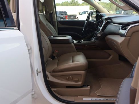 Used 2019 Chevrolet Tahoe LT w/ Max Trailering Package AWD/4WD image 11